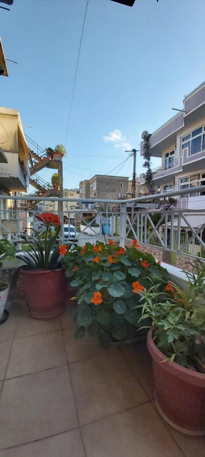 Honey Apartment Near Port Of Saranda מראה חיצוני תמונה